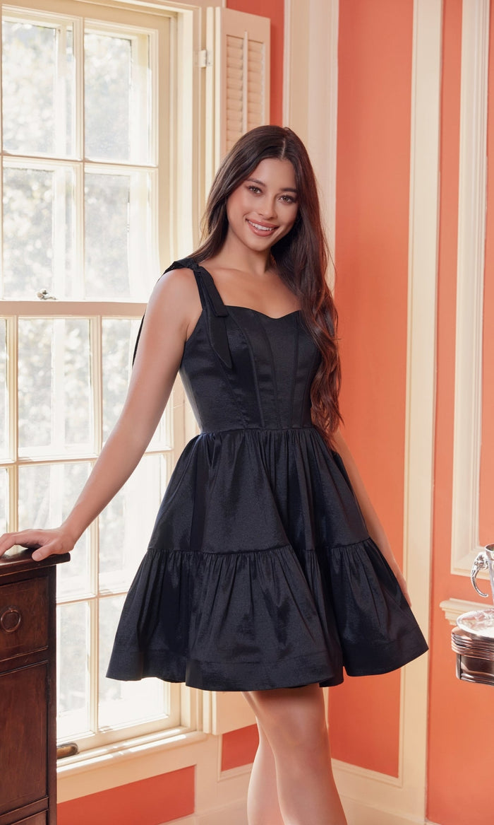 Black Nox Anabel Short Party Dress t869