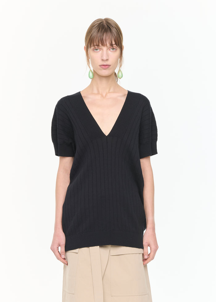 V-NECK-RIBBED-KNIT
